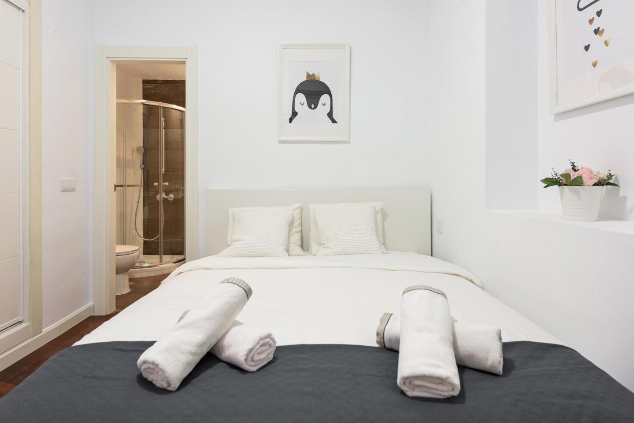 Pineapple Calderon De La Barca 3 Apartment มาลากา ภายนอก รูปภาพ